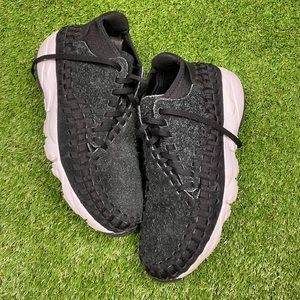 Nike Air Footscape Woven Chukka QS Marathon 
Running Shoes/Sneakers. Sz 10 worn